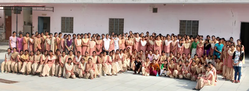 Students at SDMP College